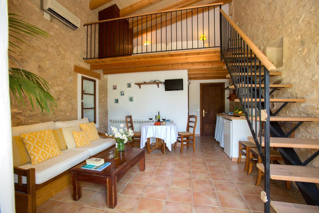 Agroturismo Es Pla De Llodra 마나코르 객실 사진