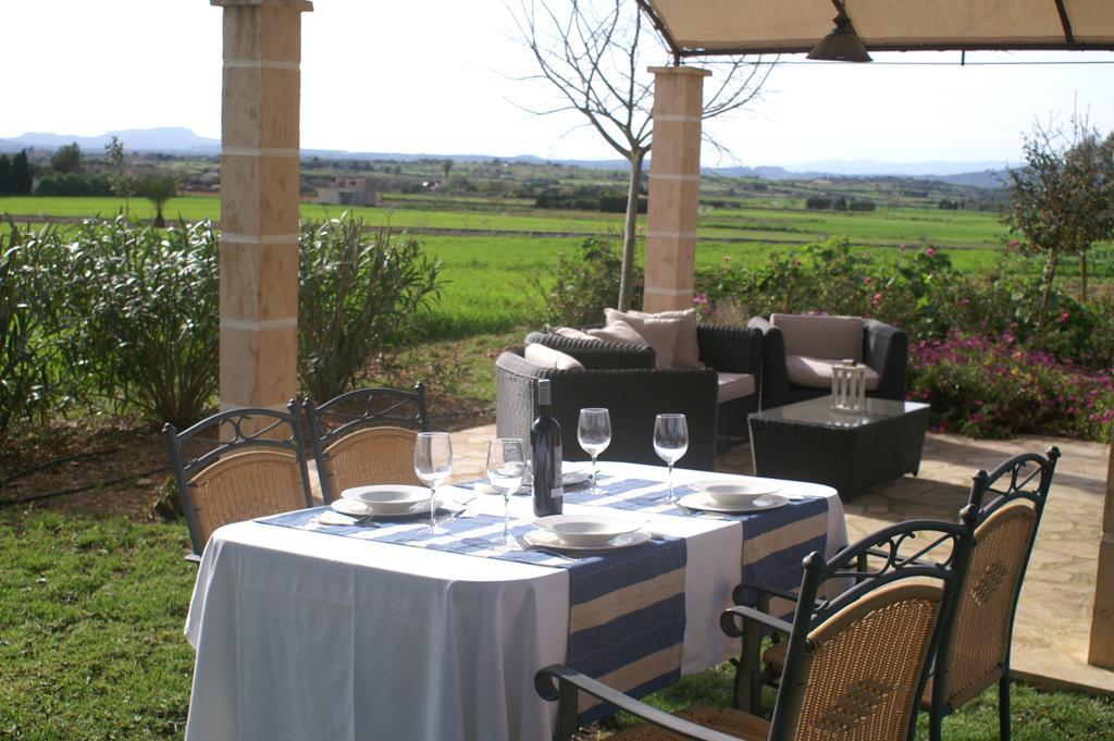 Agroturismo Es Pla De Llodra 마나코르 객실 사진